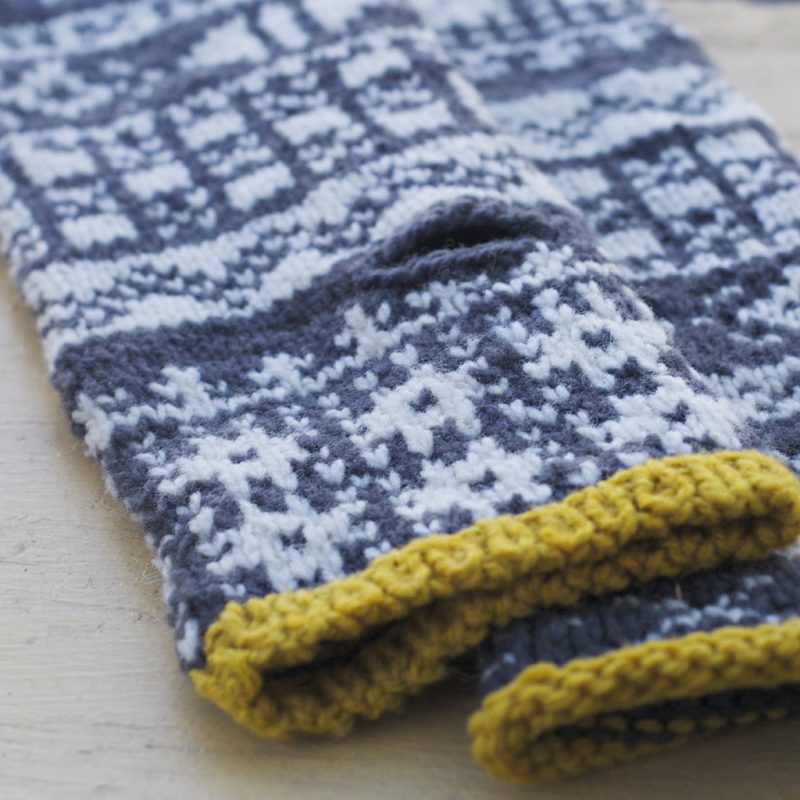 Vivian Mitts Knitting Pattern | Swans Island Company