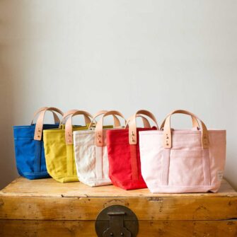 Swans Island Company's Lunch Tote in heavy cotton canvas - by Immodest Cotton. Available in a rainbow of fun colors.